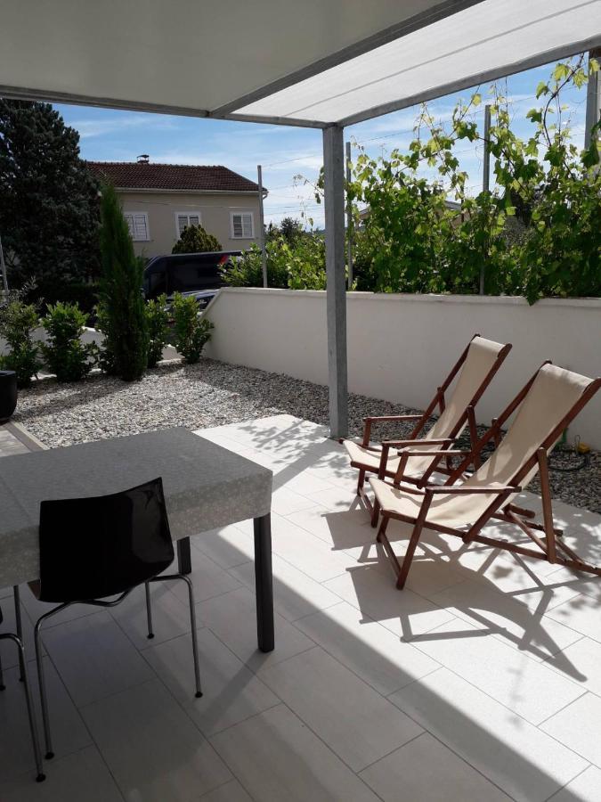 Apartment White Vantacici Exterior foto